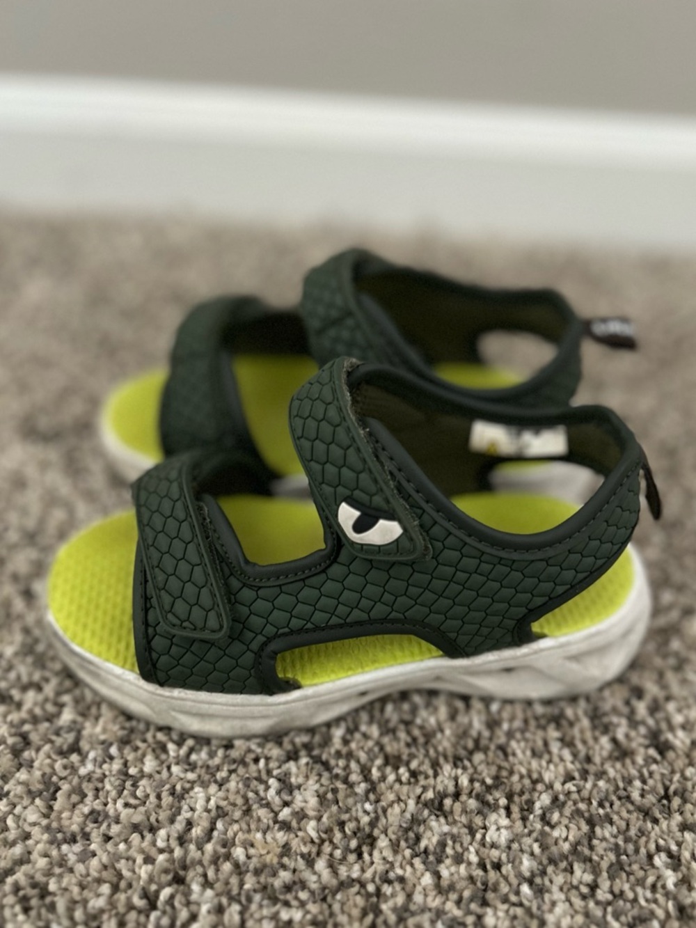 Kids crocodile Velcro Sandals size 10